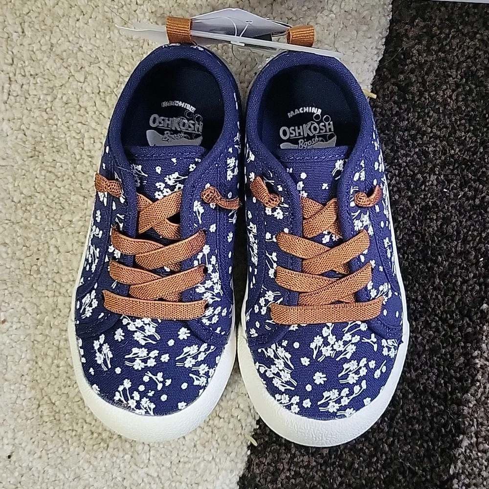 NWT OshKosh B'gosh Slip-on Toddler Sneakers Size 10 - Picture 2 of 5